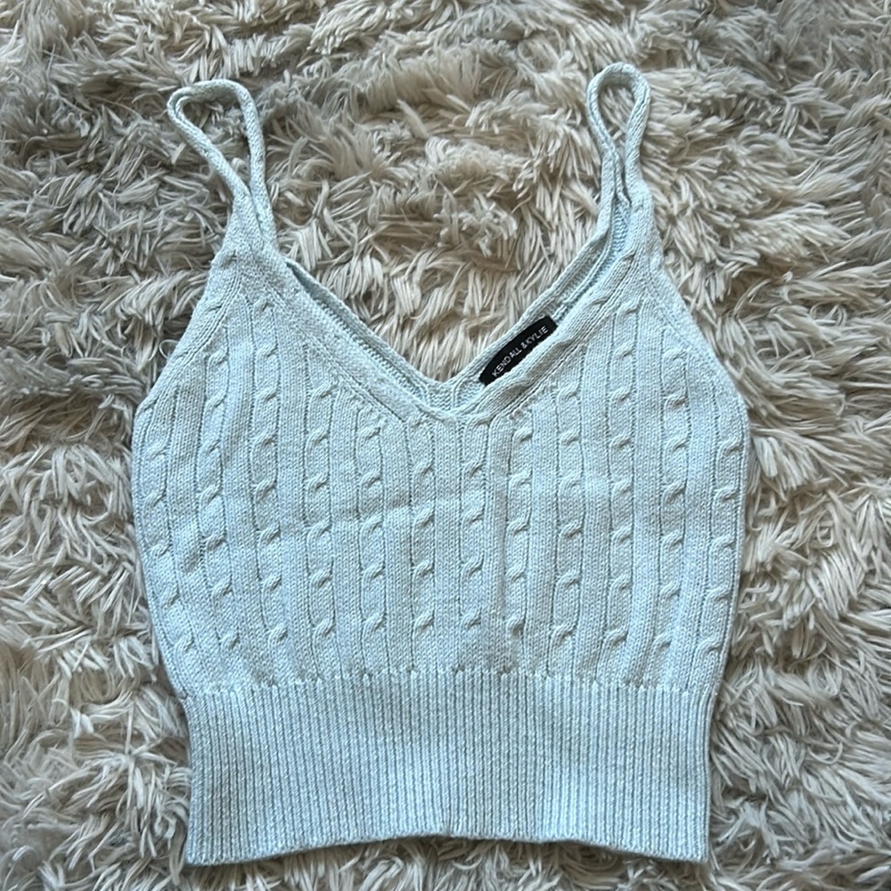 light blue knitting cropped tank top from kendal and kylie